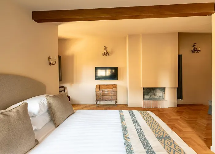Apartament Casa Maestro, A Burghesius *