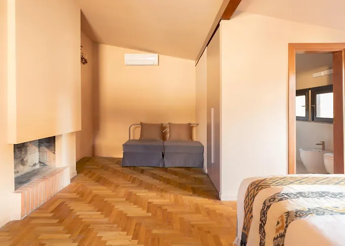Apartament Casa Maestro, A Burghesius Rzym